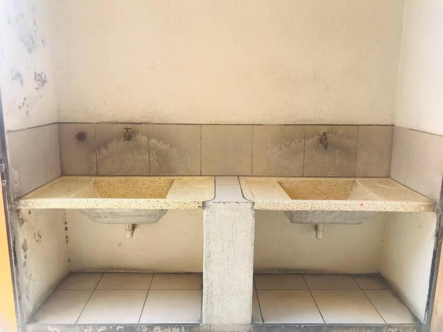 Lugar Centrico, Encantador Y Acogedor Con Piscina Santa Cruz de La Sierra Kültér fotó